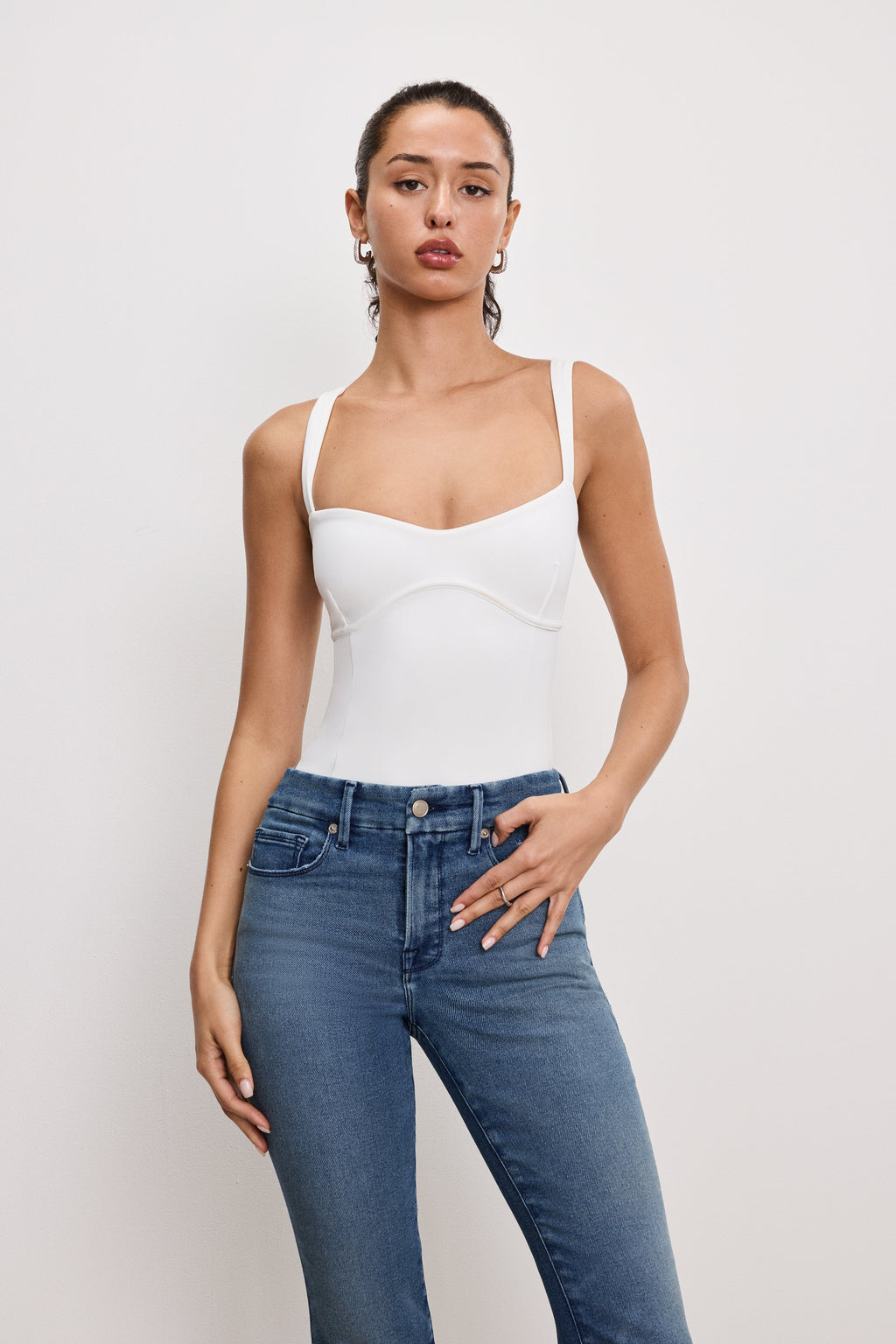 SWEETHEART SCULPTING TANK BODYSUIT WHITE001