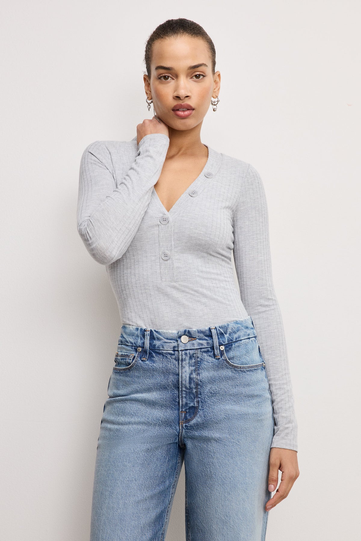RIBBED HENLEY BODYSUIT HEATHER GREY001