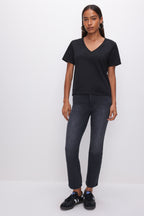 COTTON CLASSIC V-NECK TEE BLACK001