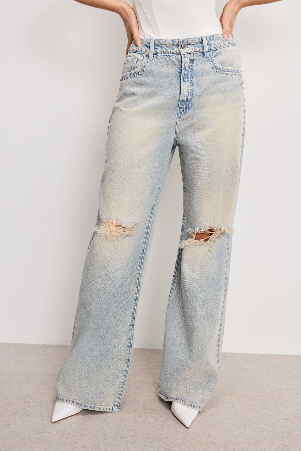 GOOD EASE STUDDED JEANS INDIGO784