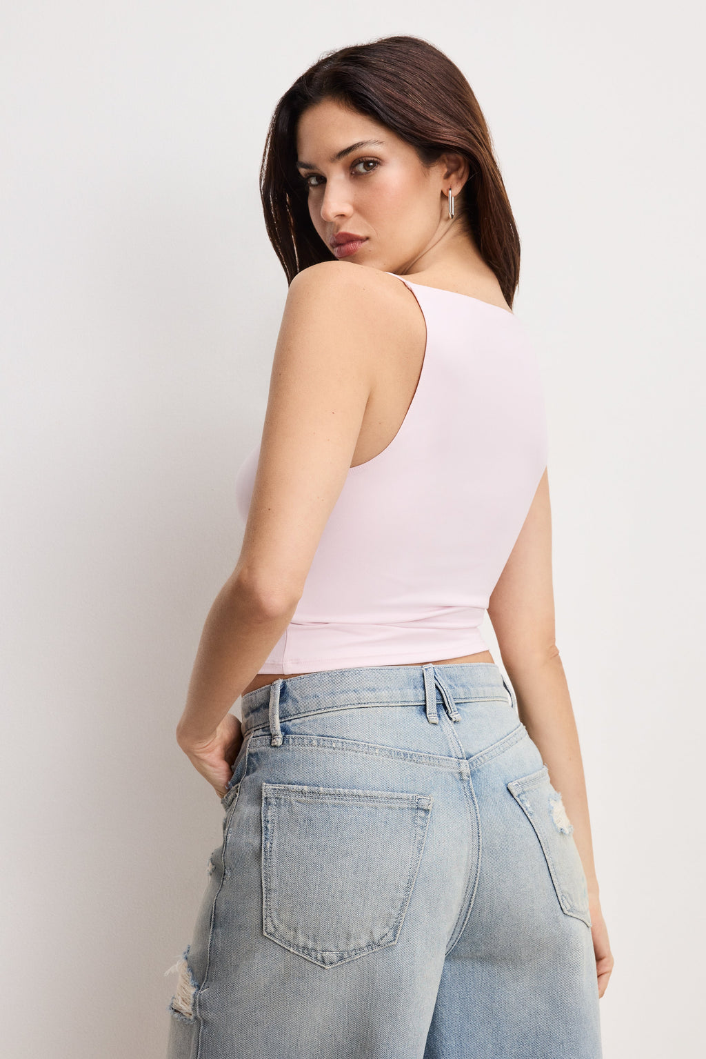 WEIGHTLESS SLEEVELESS TANK COTTON CANDY PINK003