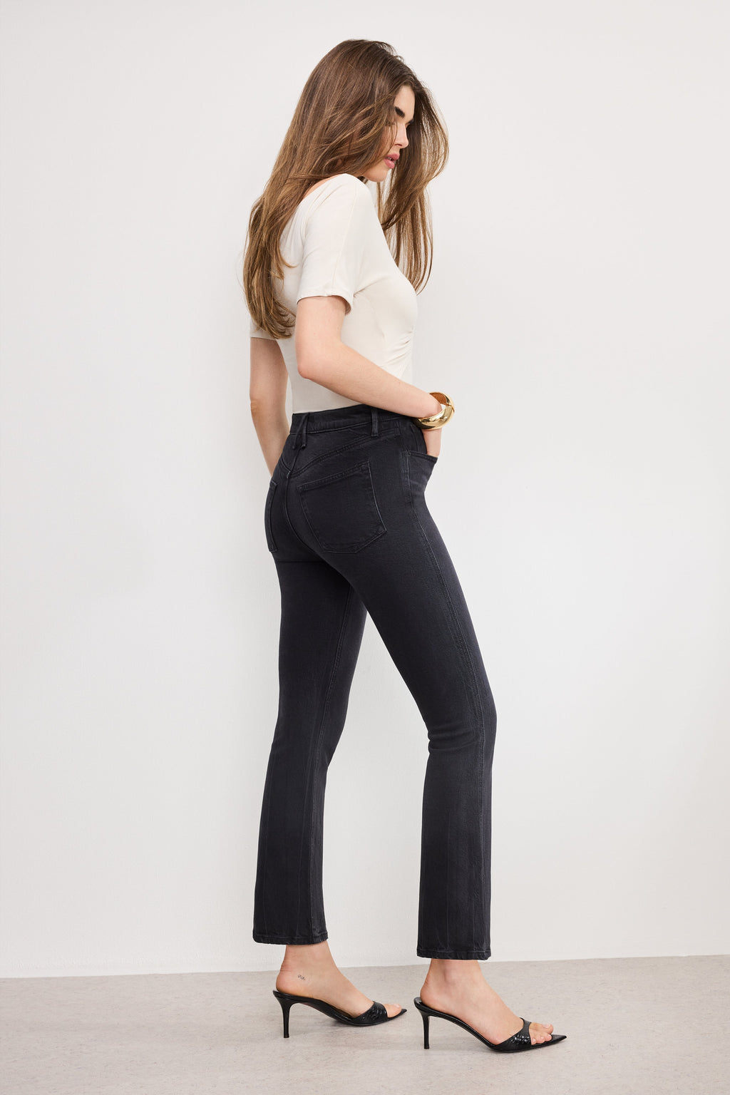 SOFT TECH GOOD KICK FLARE JEANS BLACK390