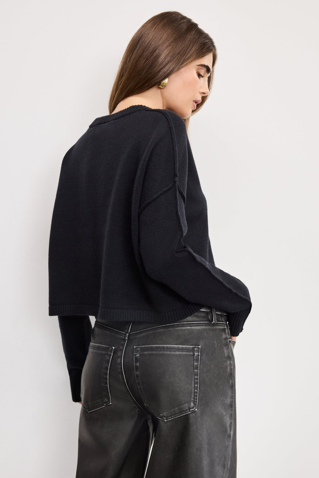 COZY KNIT CREW NECK BLACK