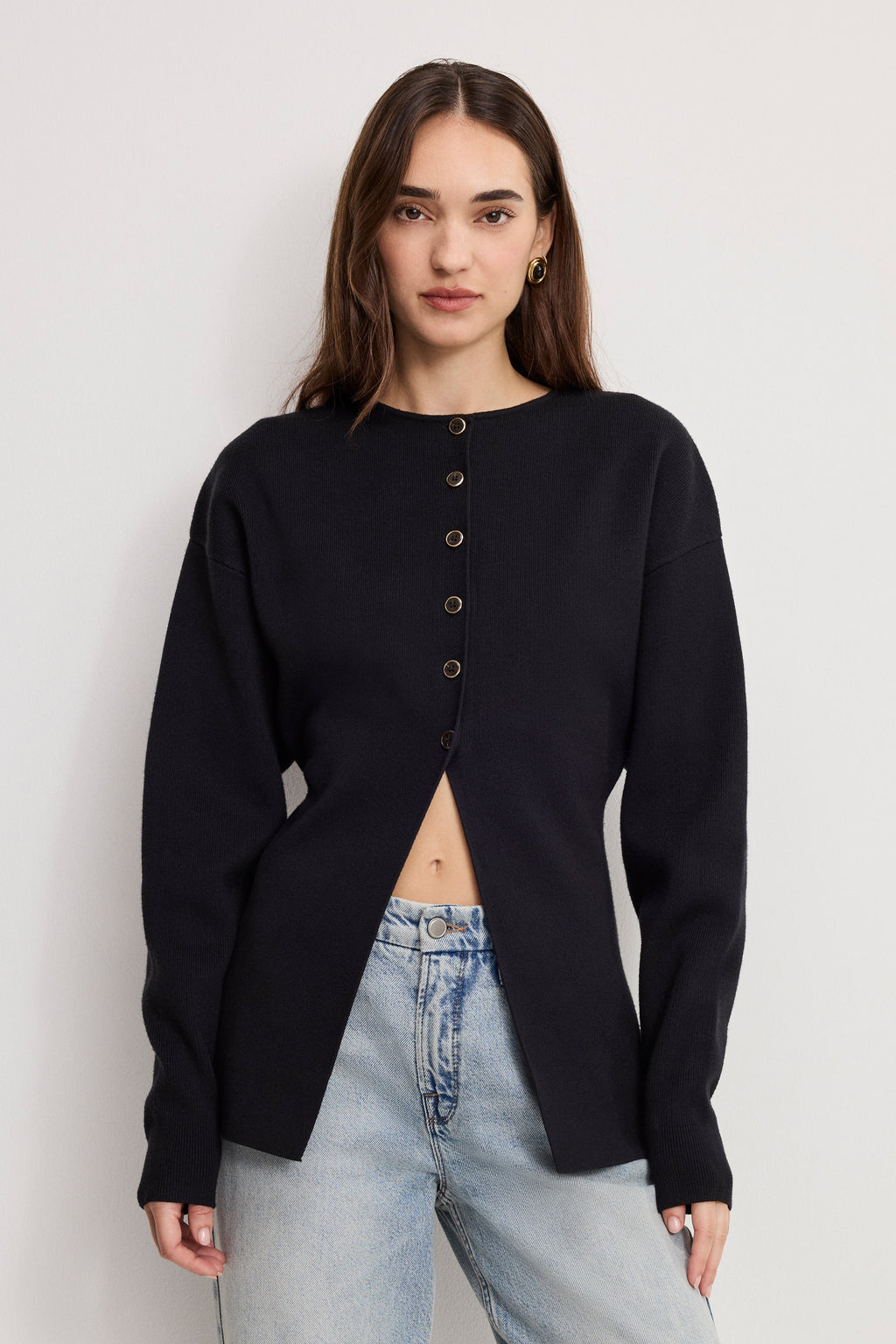 EXAGGERATED SLEEVE CARDIGAN SWEATER BLACK001