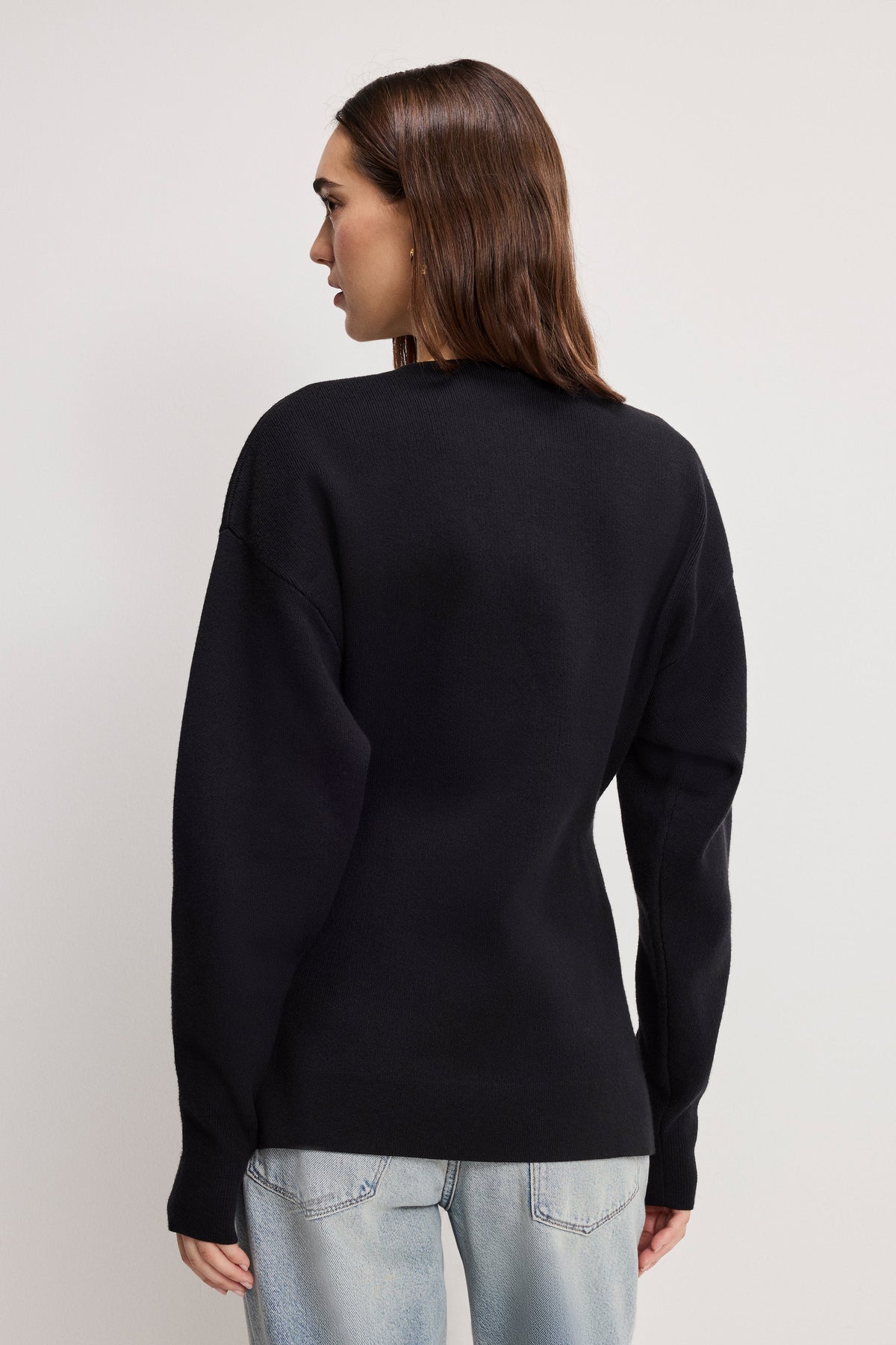 EXAGGERATED SLEEVE CARDIGAN SWEATER BLACK001