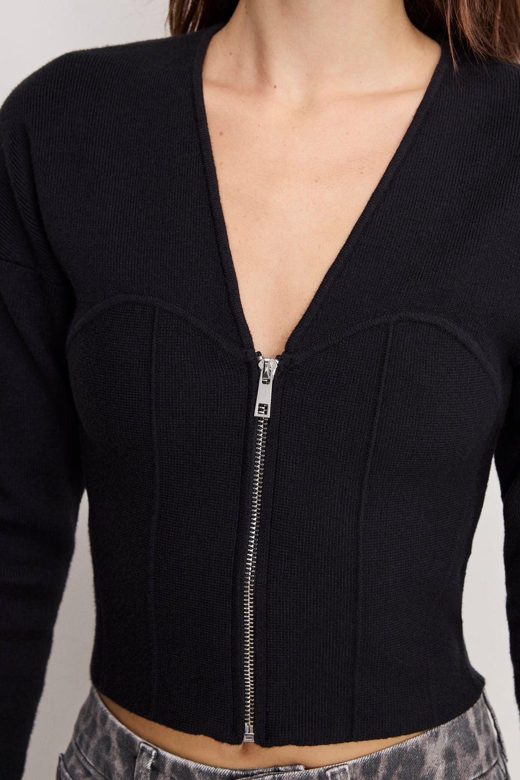 BUSTIER SWEATER BLACK001