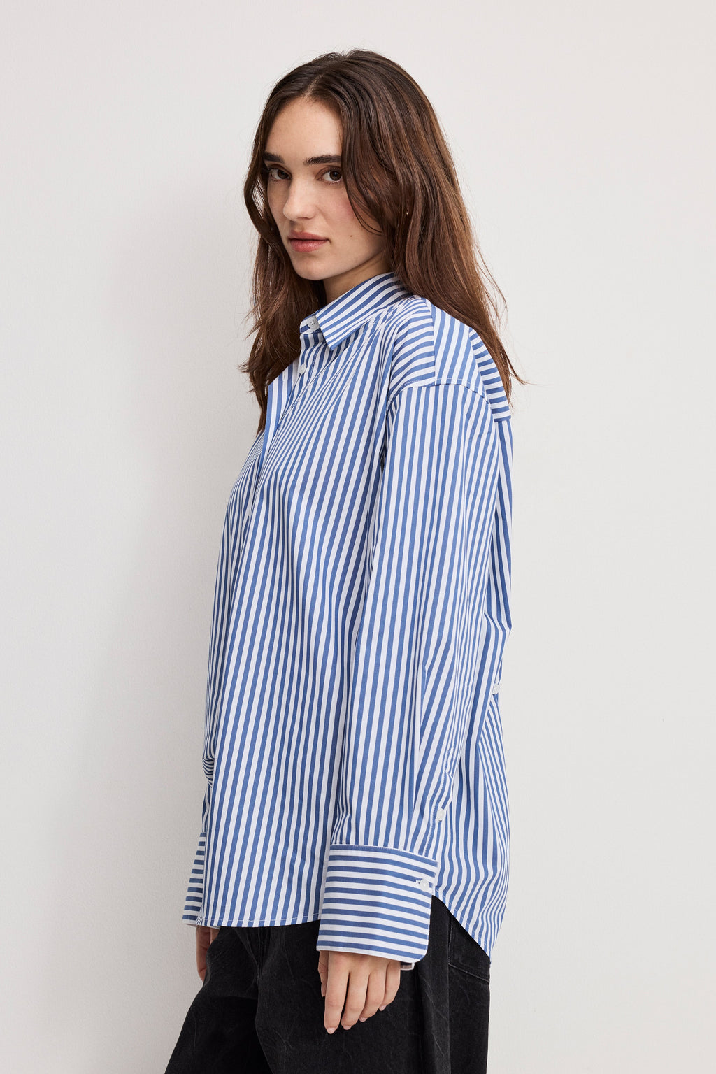 POPLIN OVERSIZED SHIRT W BUTTON ADJUSTABLE WAIST INDIGO STRIPE