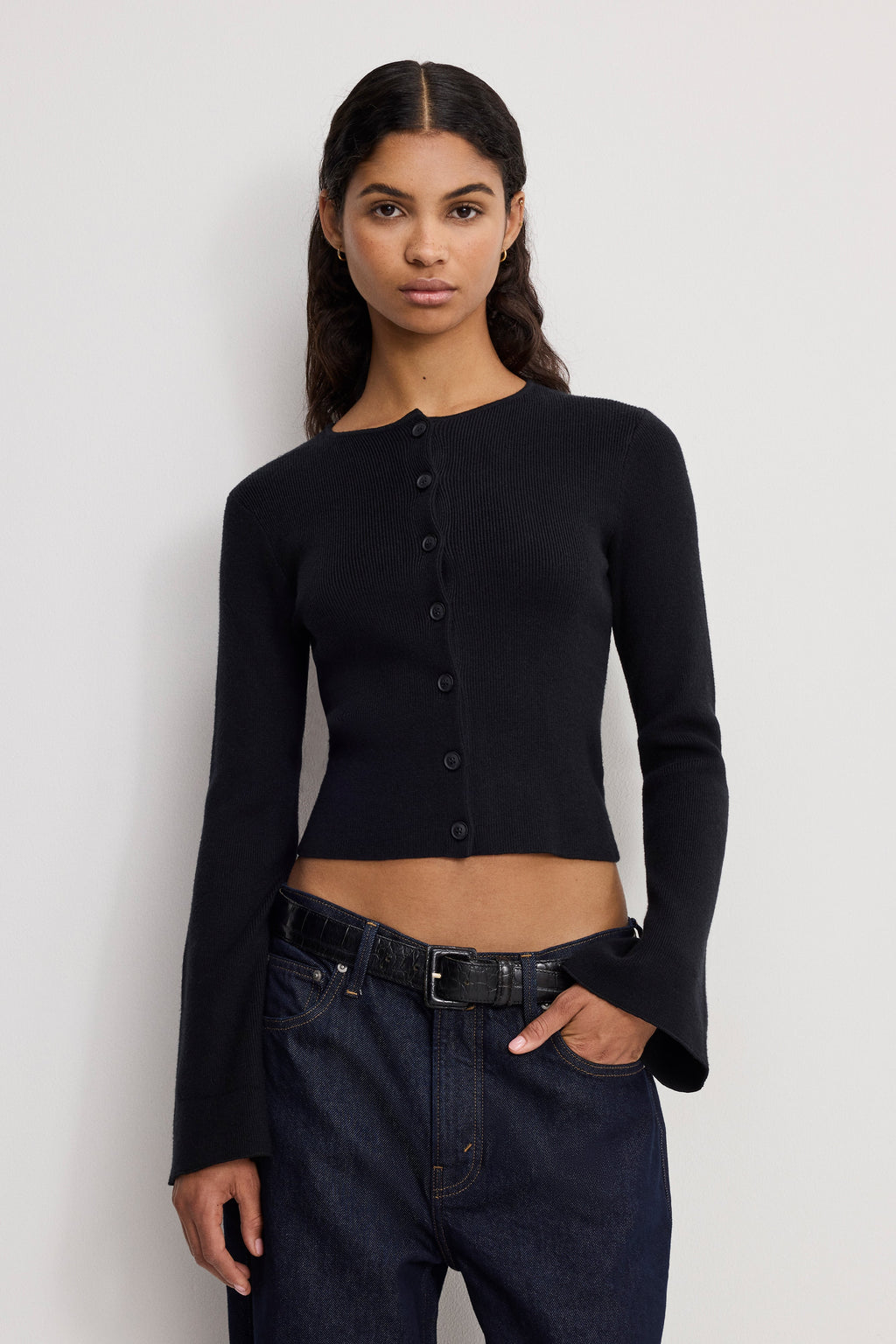 BELL SLEEVE KNIT CARDIGAN BLACK001