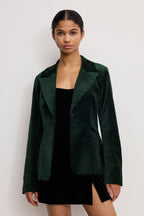 VELVET SCULPTED BLAZER PINE GREEN003