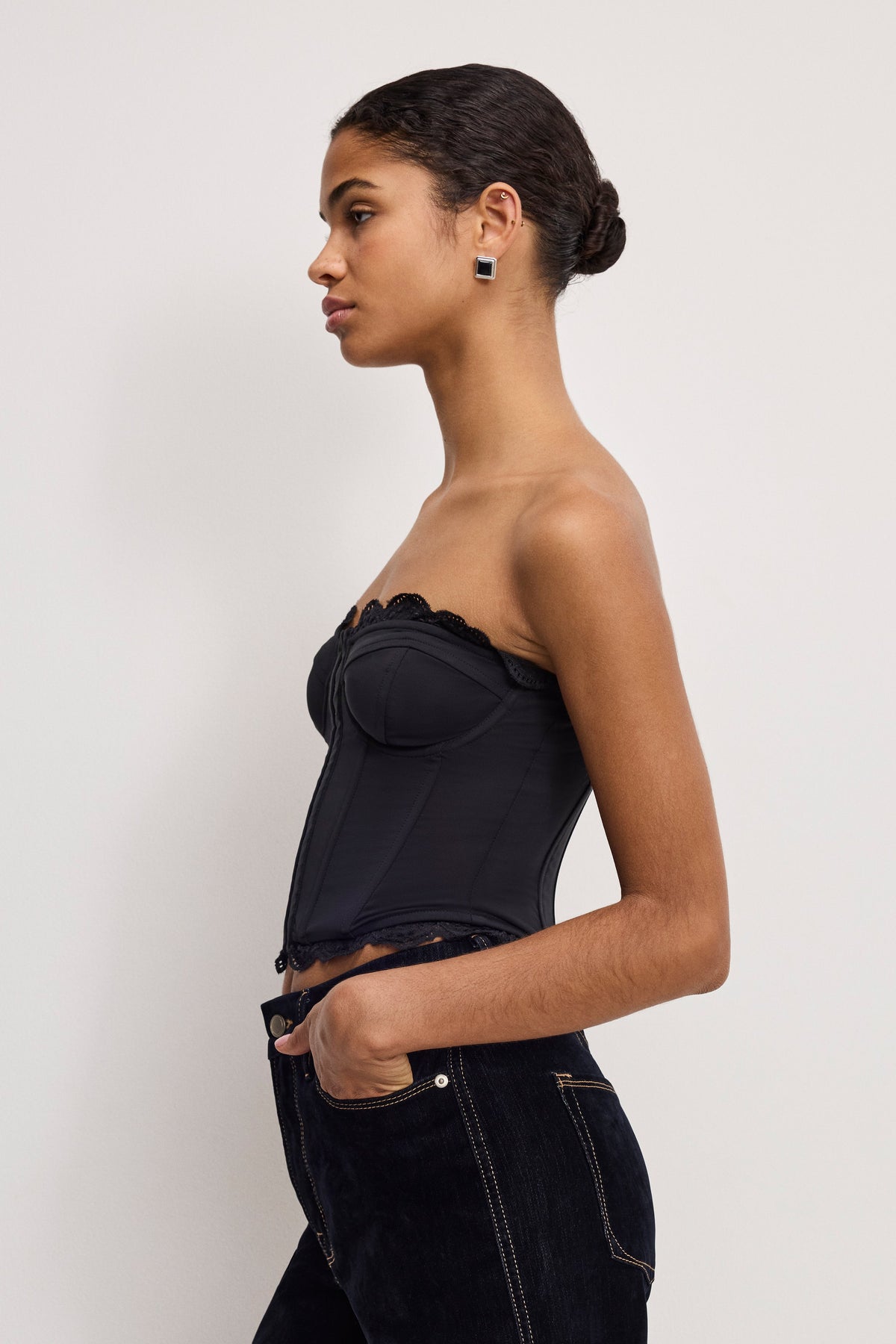 MATTE JERSEY LACE TRIM BUSTIER BLACK001