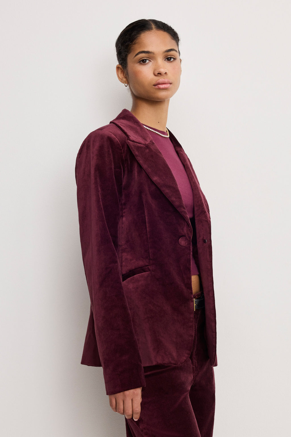 VELVET SCULPTED BLAZER FIG007