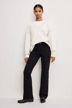 DEEP V KNIT SWEATER VANILLA001