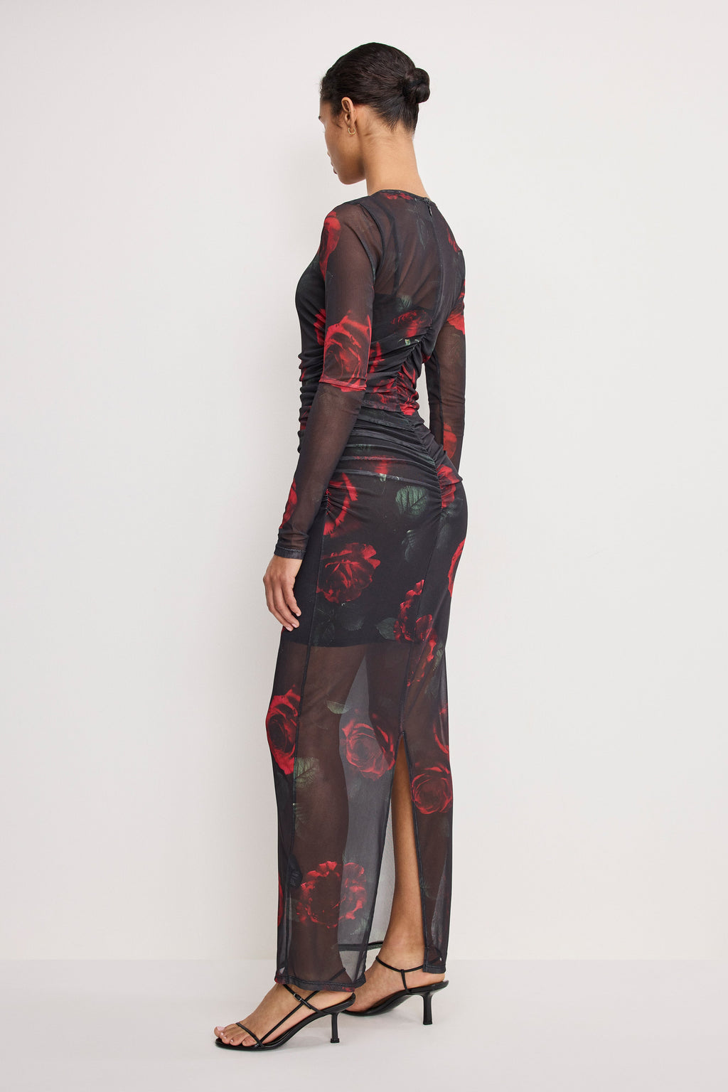 MESH RUCHED MAXI DRESS MOODY RED ROSES001