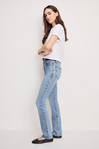 SOFT TECH GOOD LEGS STRAIGHT JEANS INDIGO711