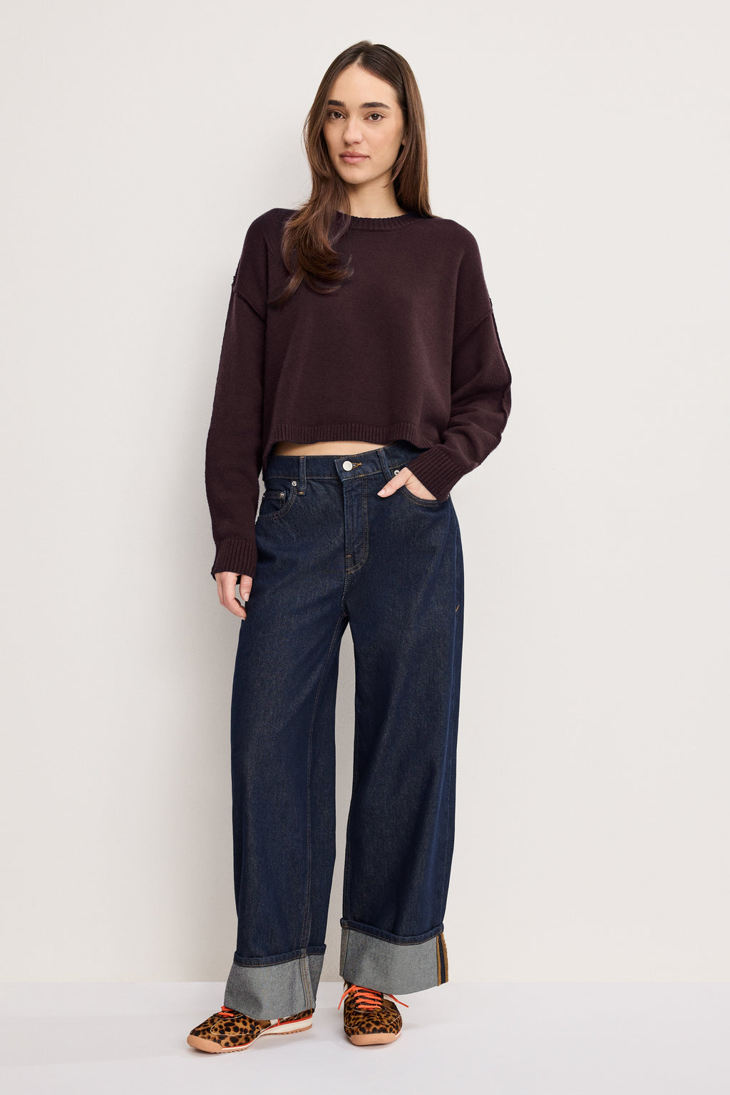 COZY KNIT CREW NECK BARK003
