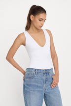 SCULPTING DEEP V BODYSUIT WHITE001
