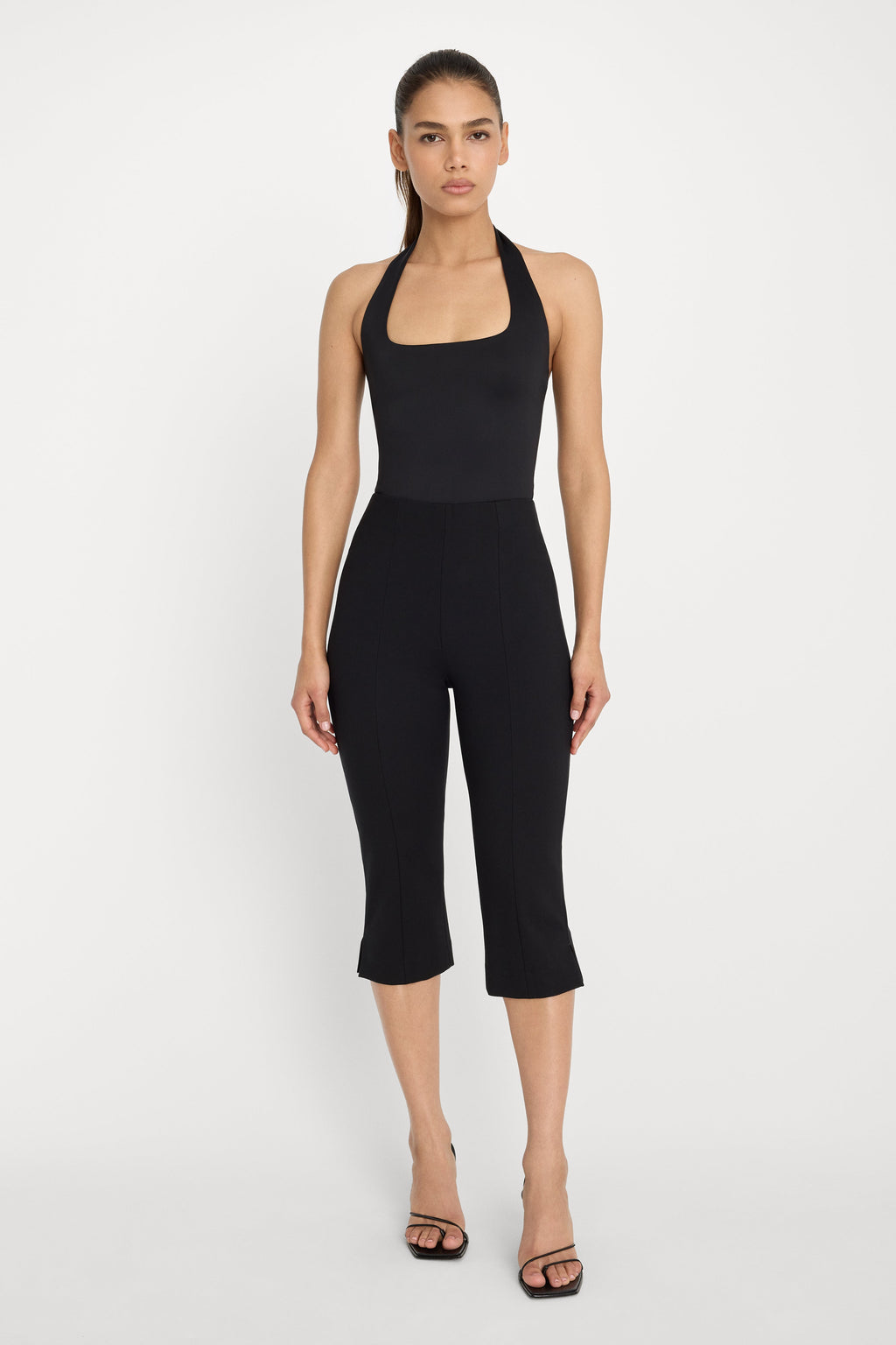 SCULPTING HALTER SQUARE NECK BODYSUIT BLACK001