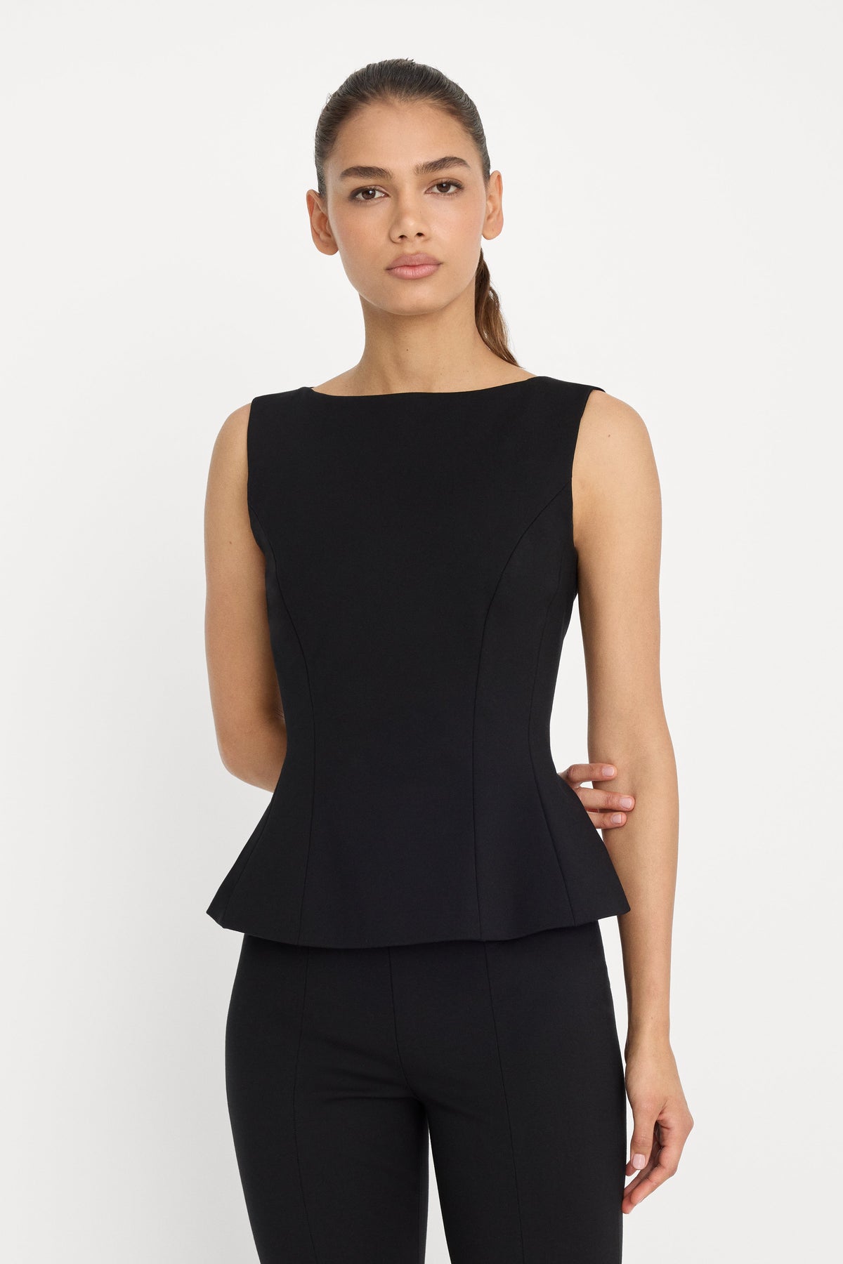 SOFT STRETCH PONTE STRAIGHT NECK TOP BLACK001