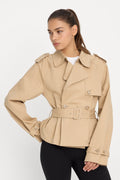 THE CROPPED TRENCH JACKET SANDY FAWN
