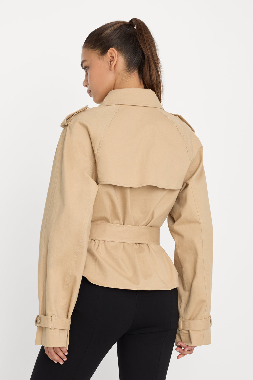 THE CROPPED TRENCH JACKET SANDY FAWN
