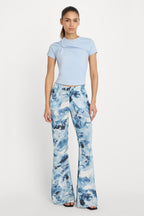 SUPER STRETCH TWIST TEE SKY