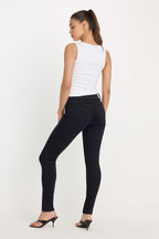 POWER STRETCH PULL-ON SKINNY JEANS BLACK001