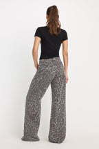 GOOD EASE LEOPARD JEANS GREY LUCKY LEOPARD