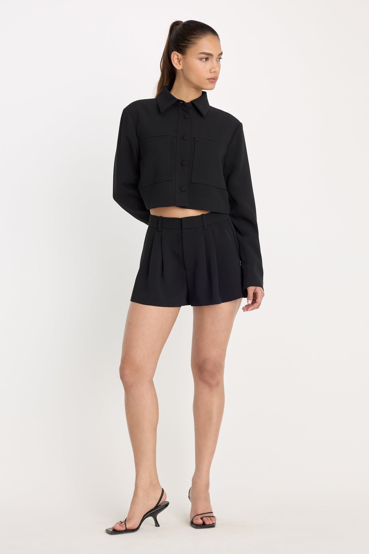LUXE SUITING TROUSER SHORT BLACK001