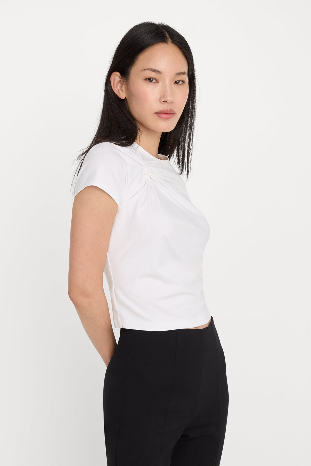 SUPER STRETCH TWIST TEE WHITE001