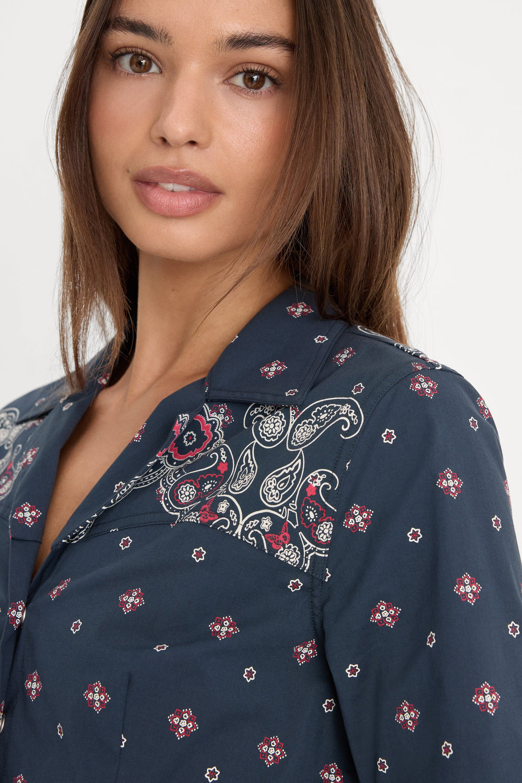 DOLLY TAILORED POPLIN SHIRT NEW NAVY BANDANA PRINT
