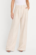 THE RELAXED LINEN TROUSER OAT