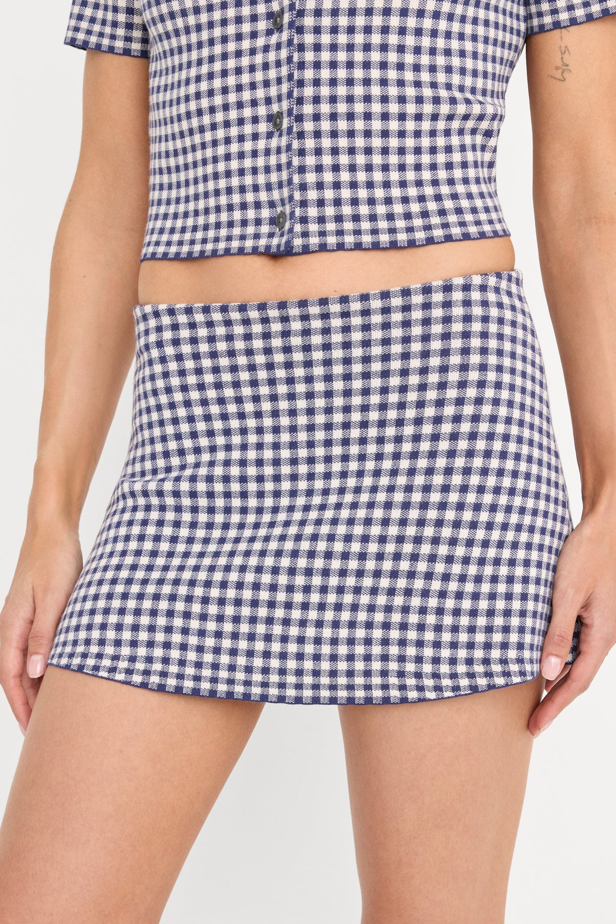 THE KEEPSAKE SKORT NAVY GINGHAM