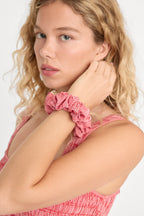 THE SCRUNCHIE POP GINGHAM SMALL