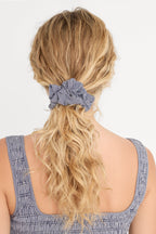 THE SCRUNCHIE HORIZON GINGHAM SMALL