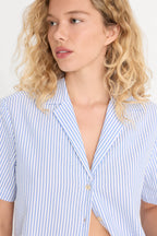 THE SEERSUCKER CAMP SHIRT BLUE STRIPE