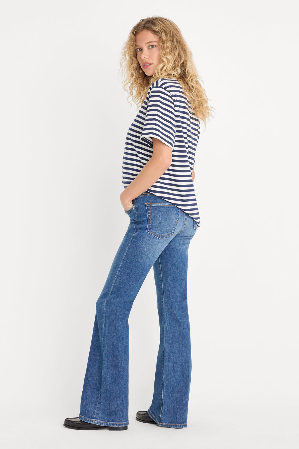 GOOD LOW RISE BOOTCUT JEANS ARTICULATE