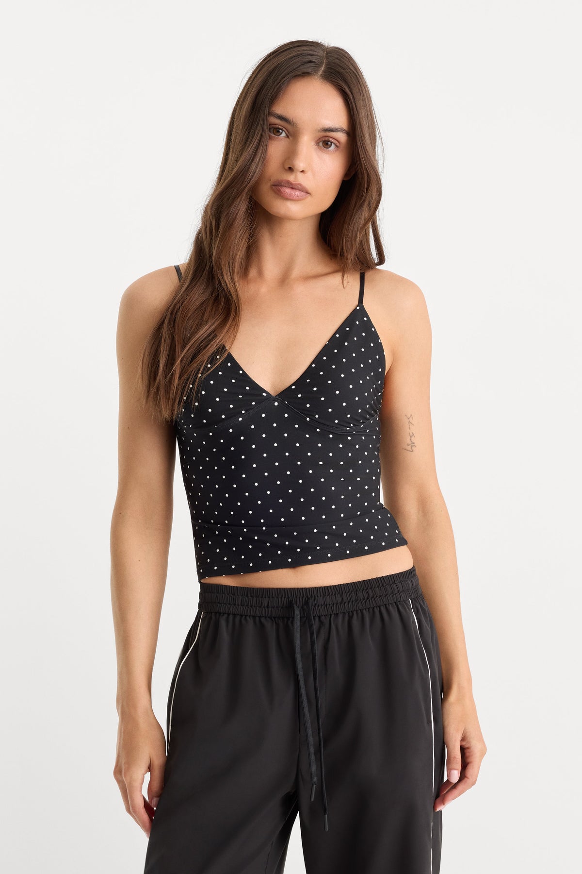 THE WEIGHTLESS SCULPTING MODERN TANK MINI DOT BLACK