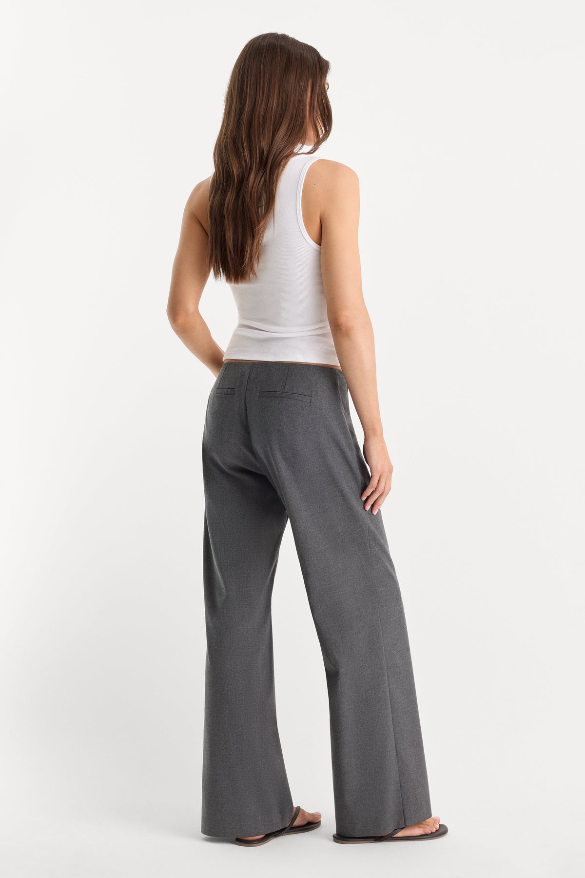 THE LOW RISE TROUSER ASH
