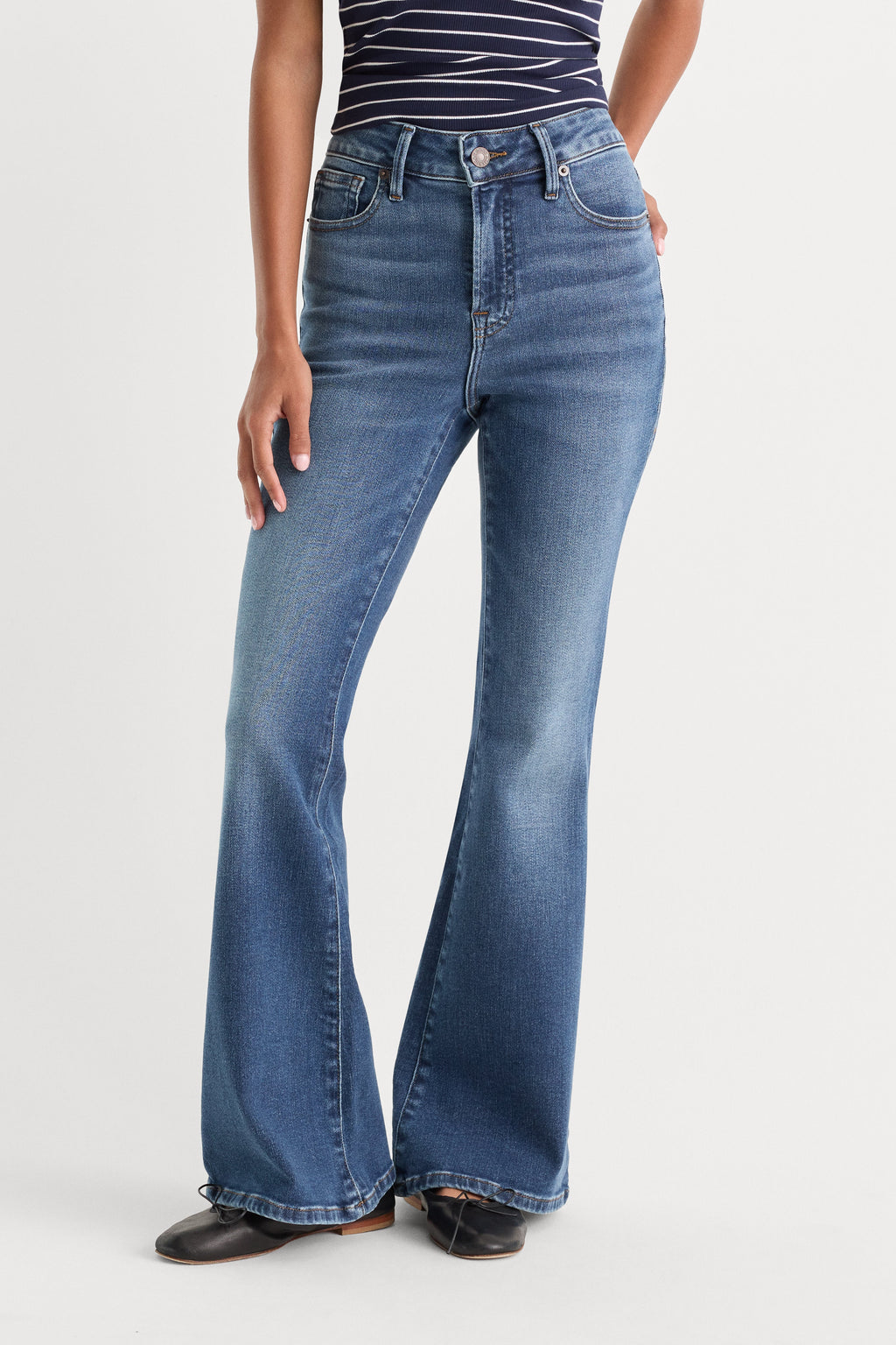 SOFT TECH GOOD PETITE FLARE JEANS INDIGO1233