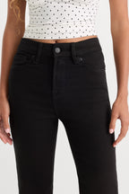 NEVER FADE GOOD PETITE STRAIGHT JEANS BLACK