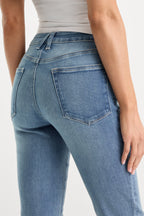 SOFT TECH GOOD LEGS STRAIGHT JEANS INDIGO1238
