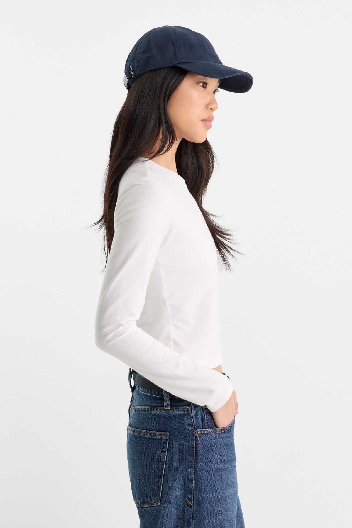 THE LONG SLEEVE BABY TEE WHITE