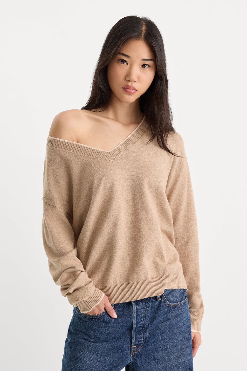 THE COZY V NECK SWEATER DUNE MIST