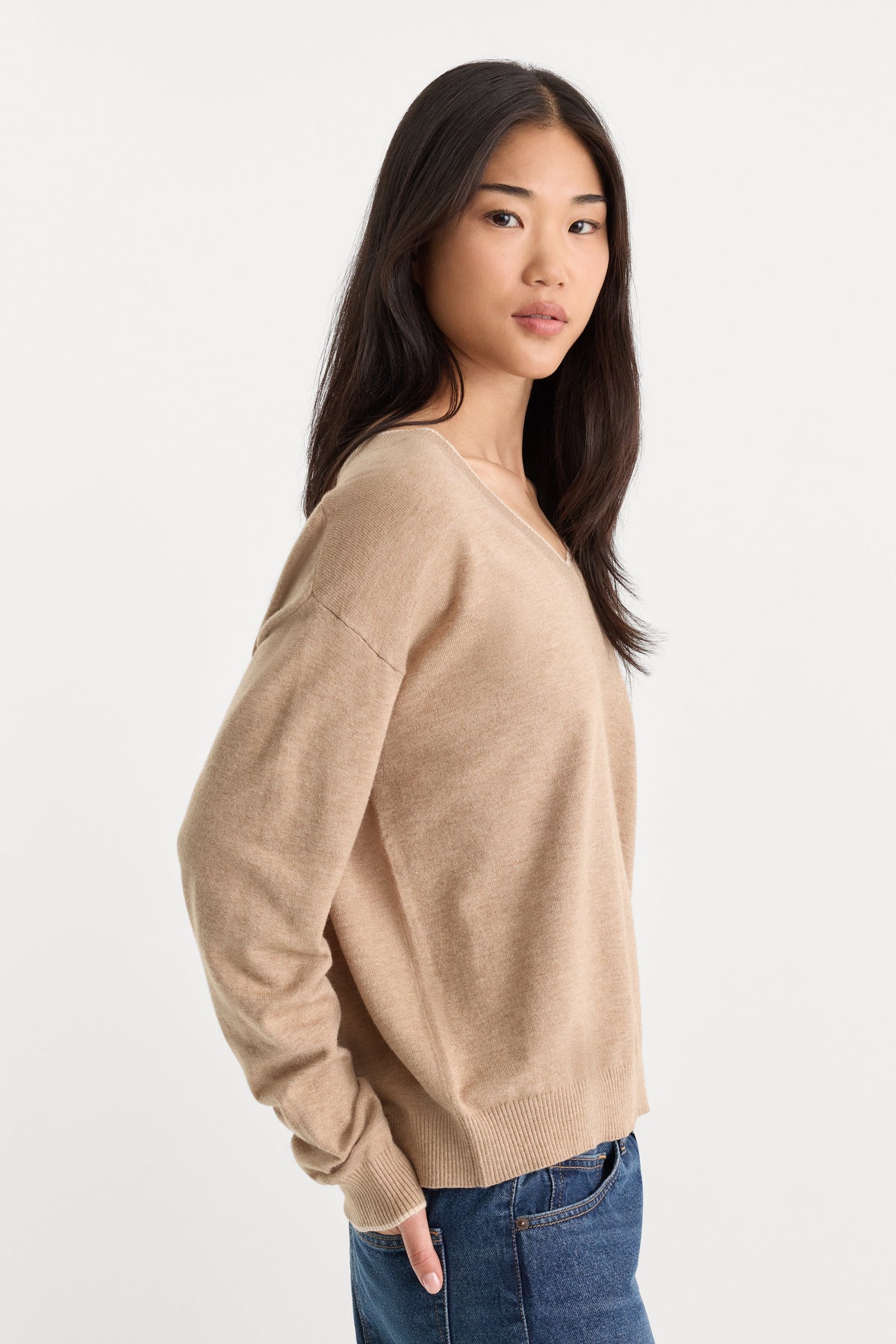 THE COZY V NECK SWEATER DUNE MIST