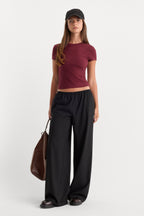 THE BABY TEE BERRY NOIR