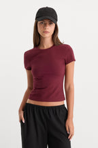 THE BABY TEE BERRY NOIR