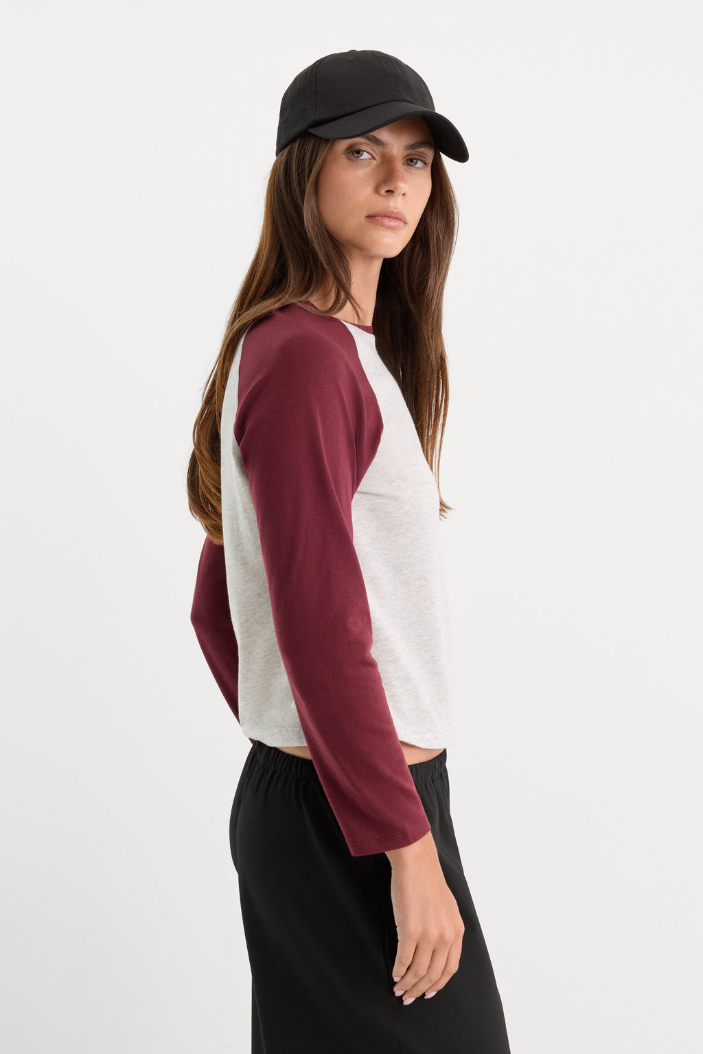 THE LONG SLEEVE RAGLAN TEE VINTAGE GREY