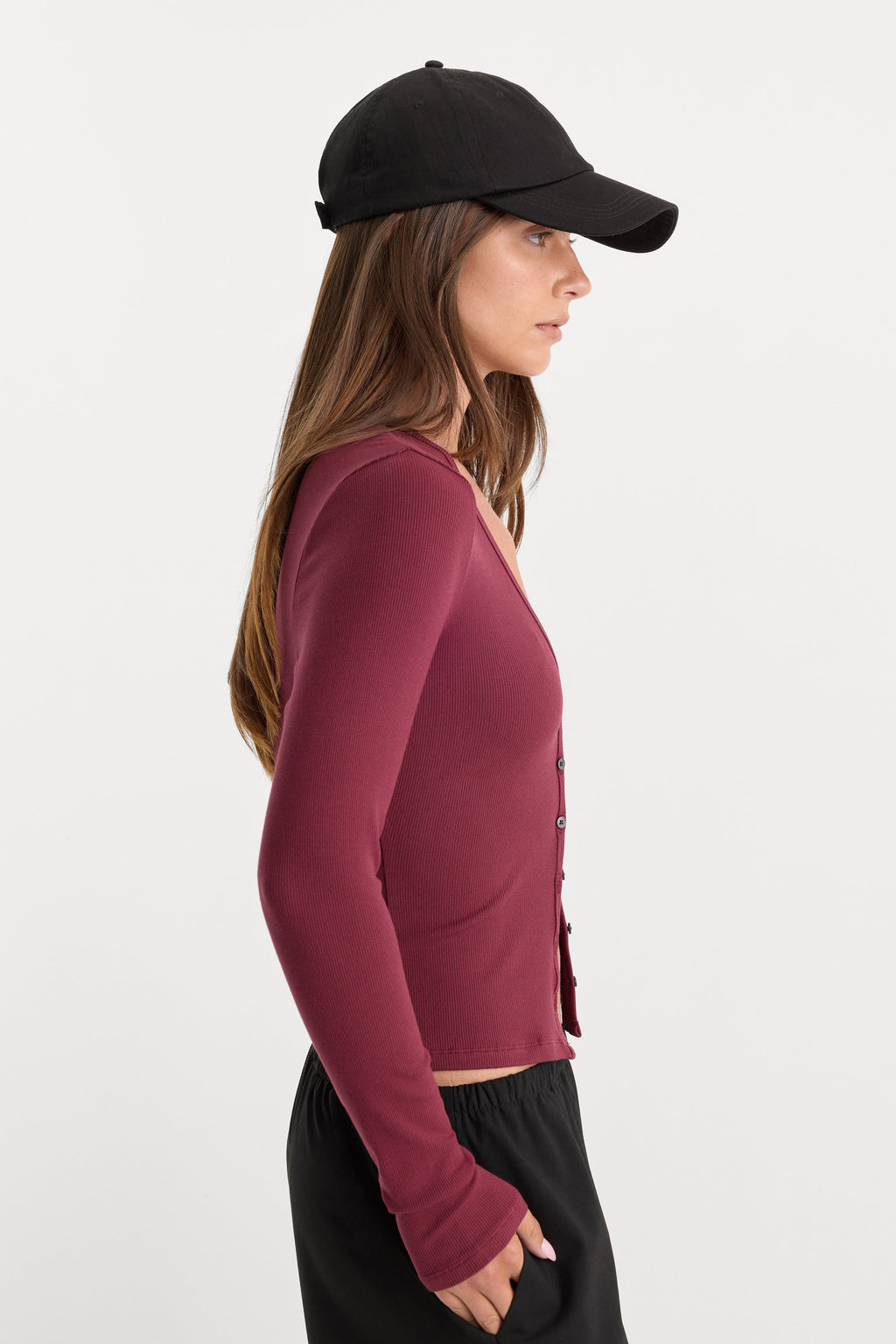 THE RIB V NECK CARDIGAN BERRY NOIR