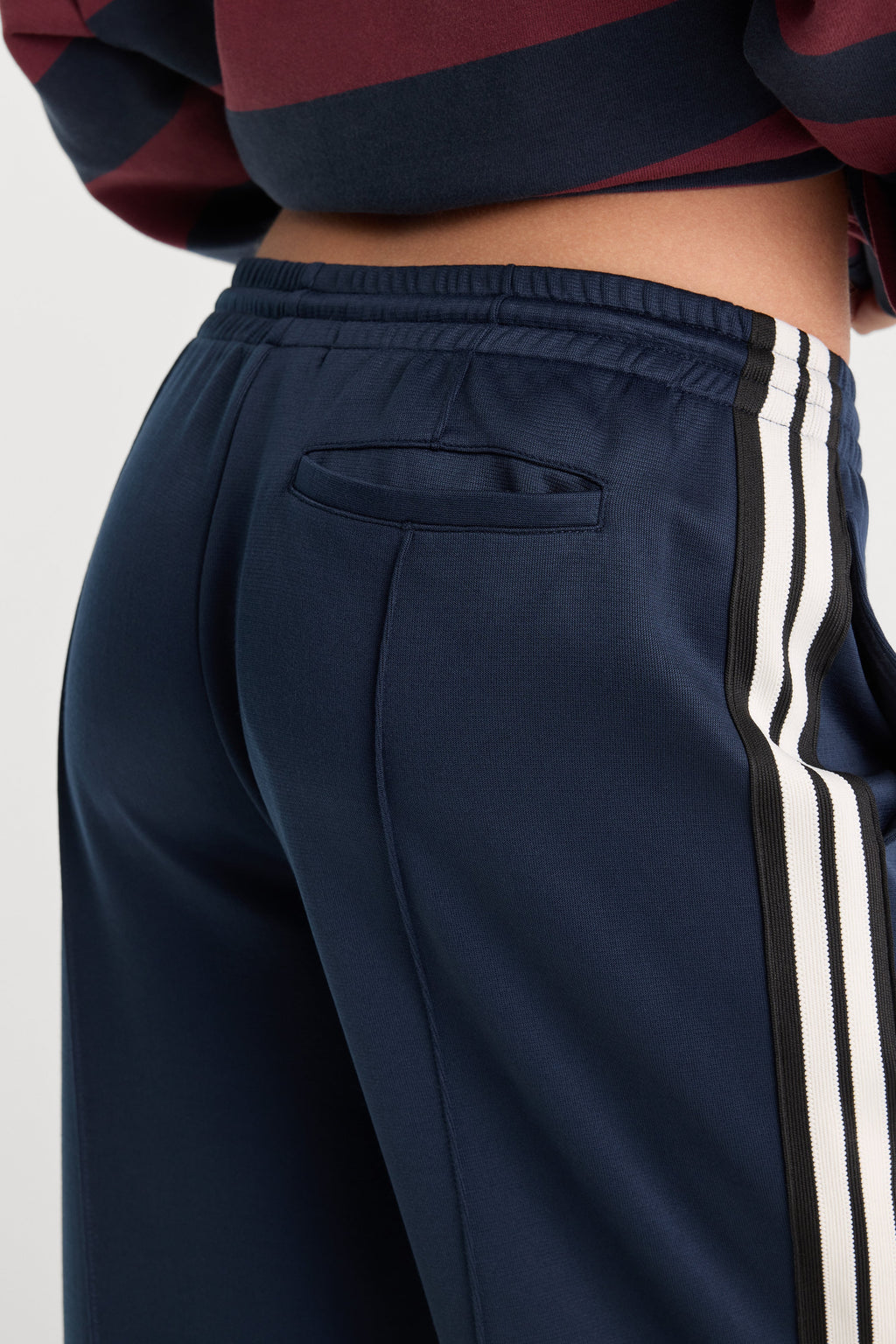 THE TRACK PANT NEW NAVY
