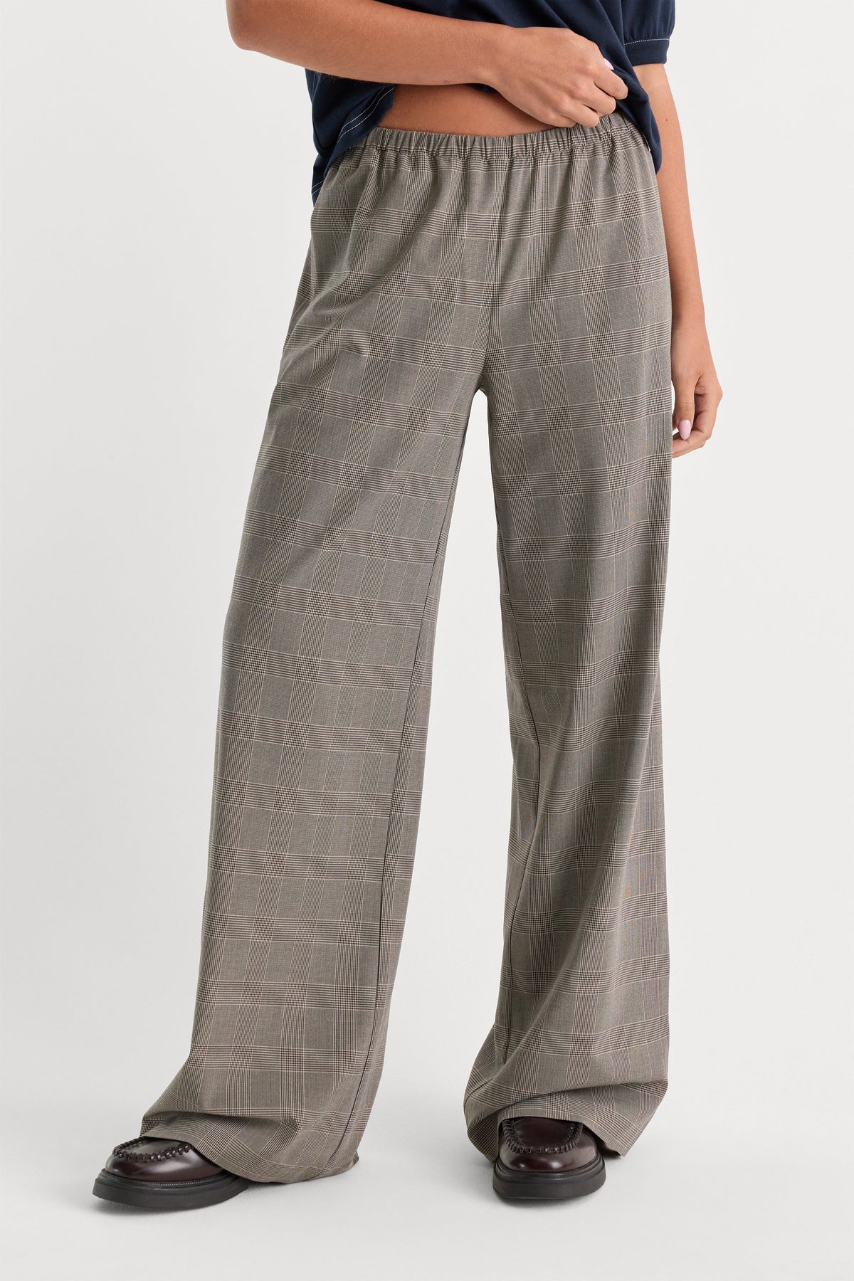 THE PLAID PULL ON TROUSER MINI PLAID